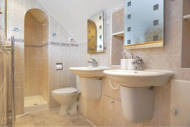 Master En-suite