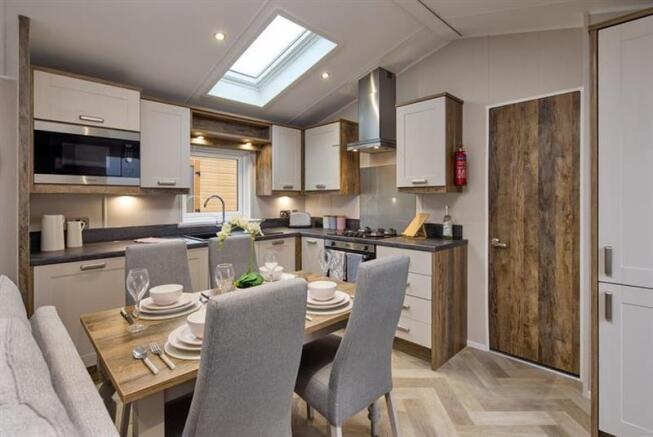 Willerby Sheraton  2025, Whitecliff Bay Holiday Park, Hillway Road, Bembridge, Isle of Wight, PO35 5PL photo 5