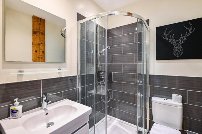 2 bed Flat for sale Image 9