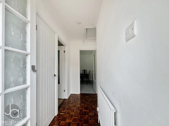 IMG_13882_10_larg...