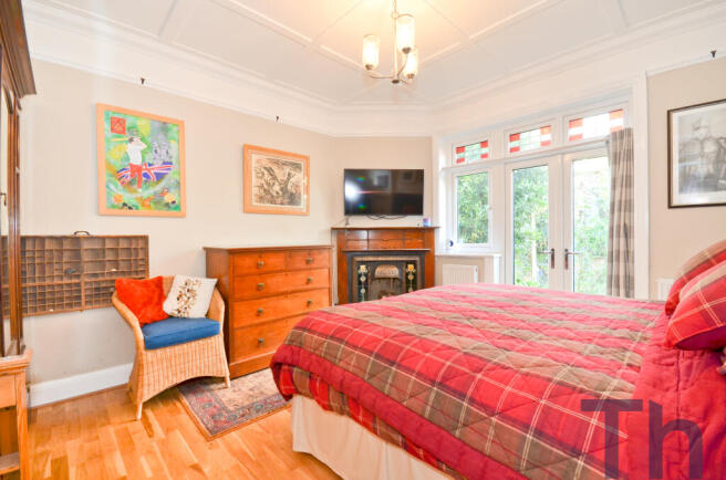 Bedroom 1.JPG