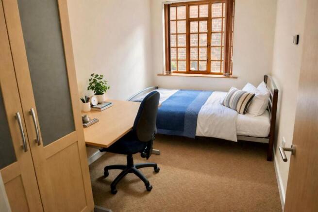 4 bed Flat to rent Image 7