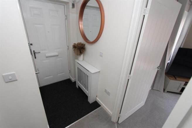 3 bed Semi-Detached for sale Image 5