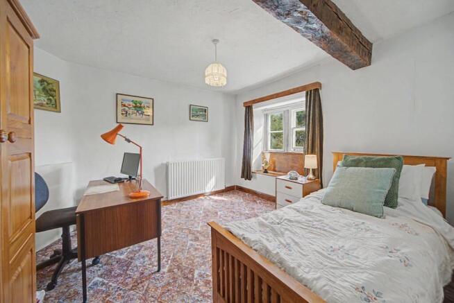 3 bed Semi-Detached for sale Image 8