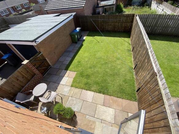 3 bed Semi-Detached for sale Image 9