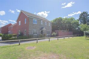 9, Hayes Close, Langport TA10 9FH