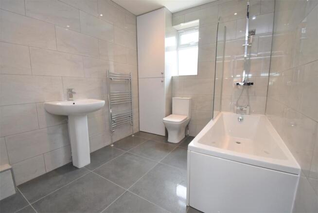 FLAT 1