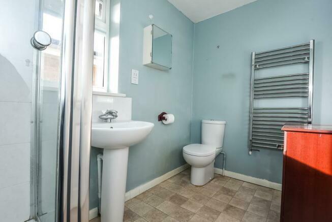 En-Suite Bathroom