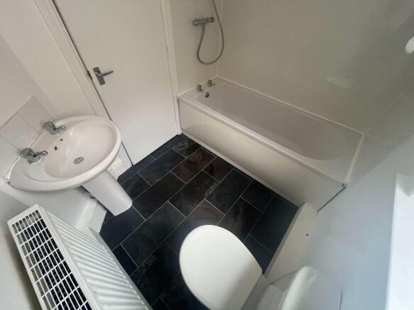 4 bed Block of Apartments for sale Image 5