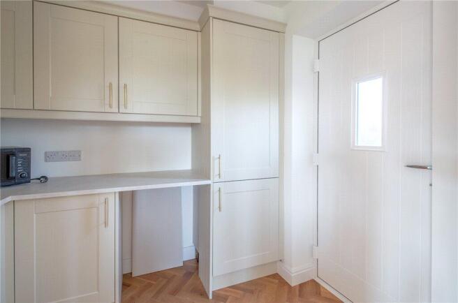 4 bed Detached for sale Image 10