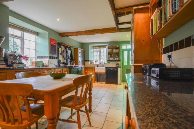 Kitchen/Breakfast Room
