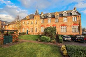 37, Alexandra Court, Keele Close, Watford WD24 4RT