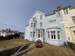 Flat 2, Roseveare, Bencoolen Road, Bude EX23 8PJ