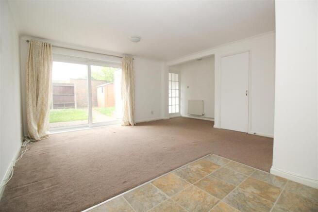Living room.JPG