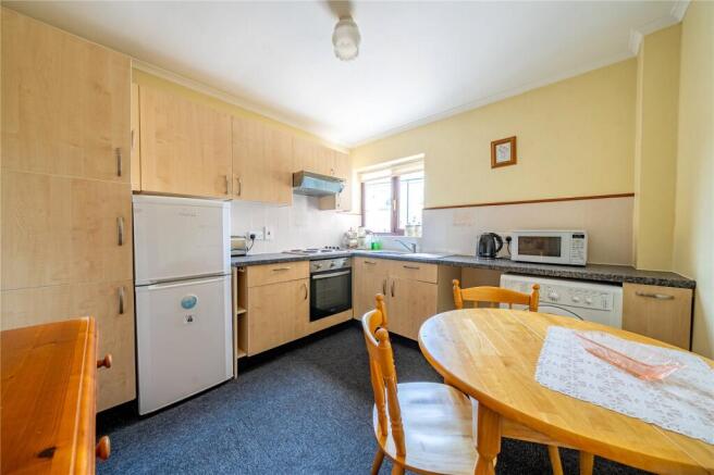 2 bed Apartment for sale Image 11