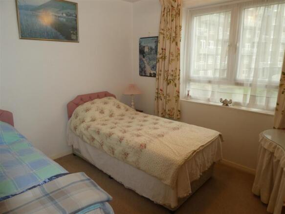 bed2.JPG