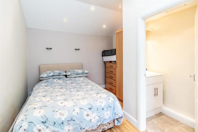 Bedroom/Office Space Annexe