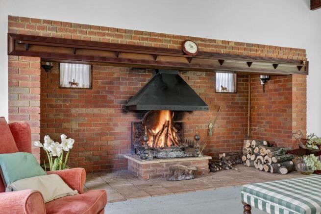 Brettingham Gate, Broome Manor, Swindon photo 4