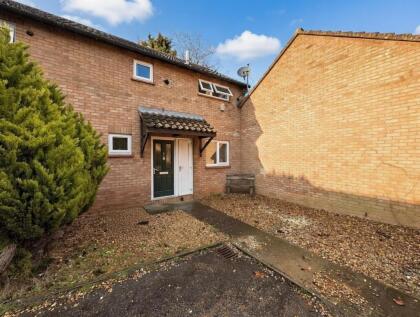 Middlemarch, Woodfields, Northampton NN3