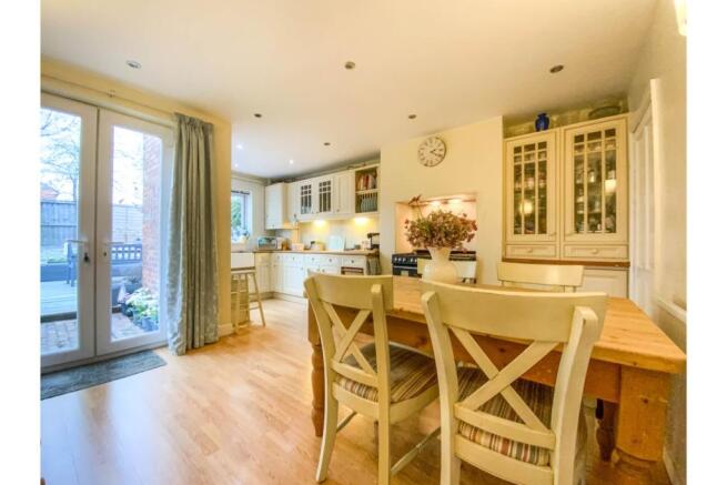 Kitchen/Dining Room