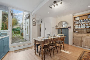 8, Grosvenor Road, Swanage BH19 2DD