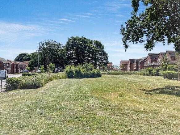 2 bed Semi-Detached for sale Image 9