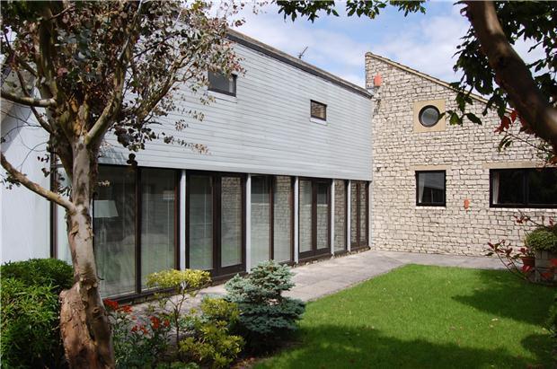 rear external