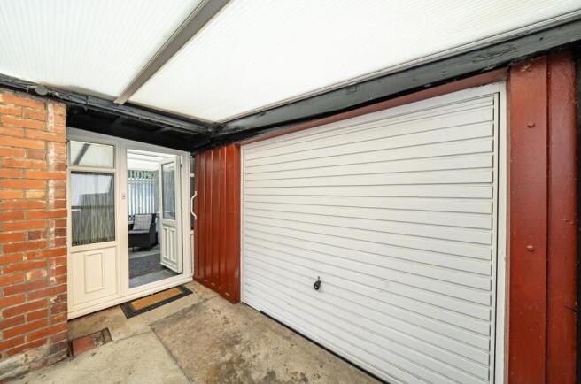 2 bed Detached Bungalow for sale Image 4