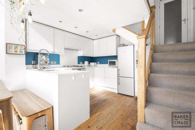 Open plan lounge/kitchen