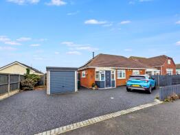 35, Landseer Avenue, Skegness PE24 5QZ