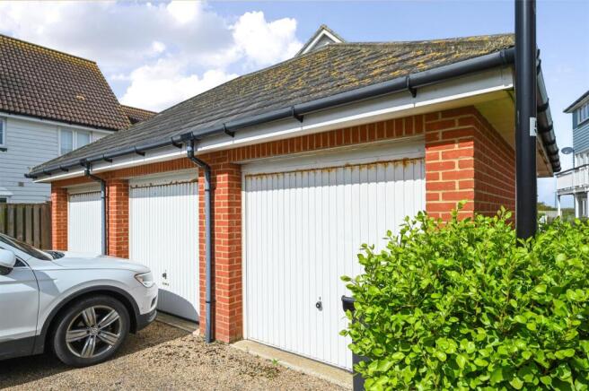 14 marsh way tn31 (1)