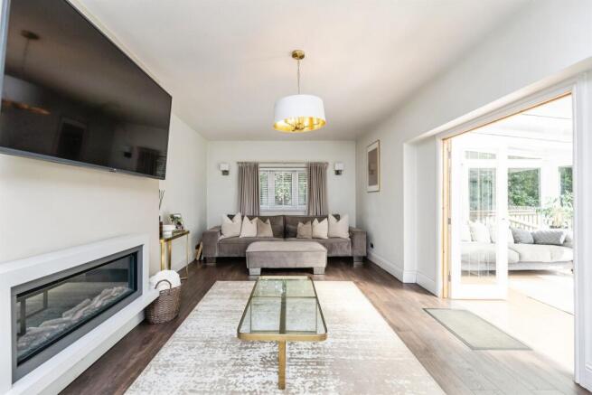 3 bed Detached for sale Image 8