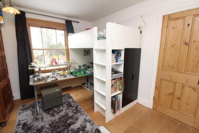 Photo 10