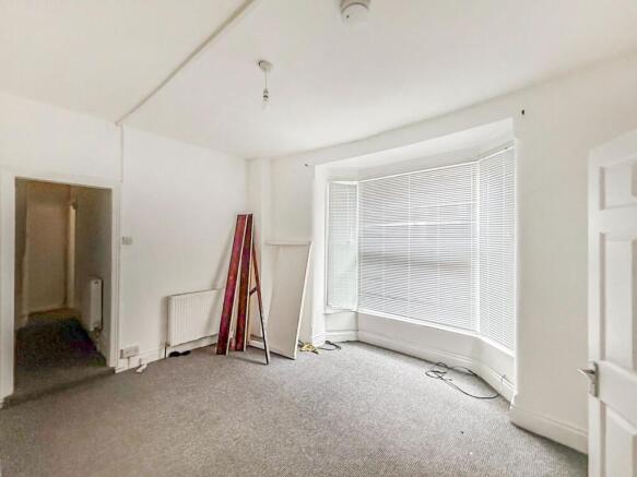 4 bed Block of Apartments for sale Image 4