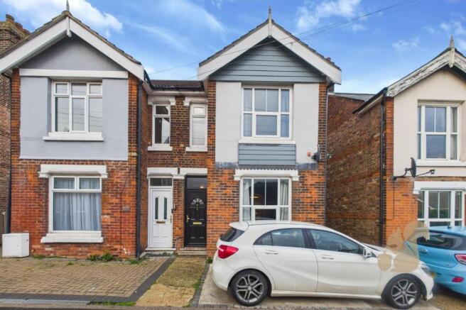 3-bed house on Bergholt Road, Colchester, CO4, £325,000