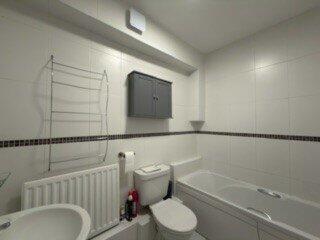 3 bed Flat to rent Image 4