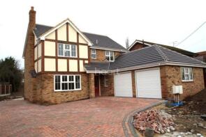29 Luxway, Brays Lane, Rochford SS4 3DP