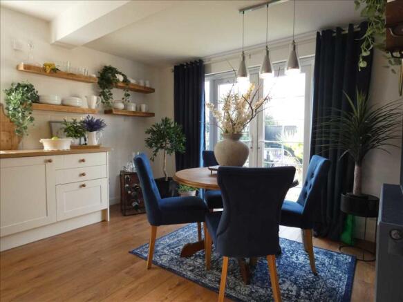 DINING KITCHEN
