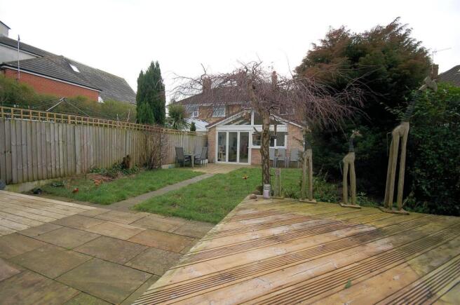 REAR GARDEN.jpg