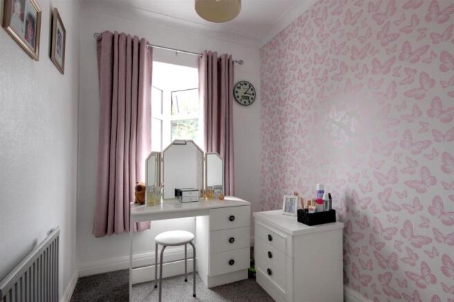 3 bed Terraced for sale Image 11
