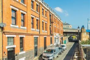 2, Triangle Court, Redcross Way, London SE1 1TA