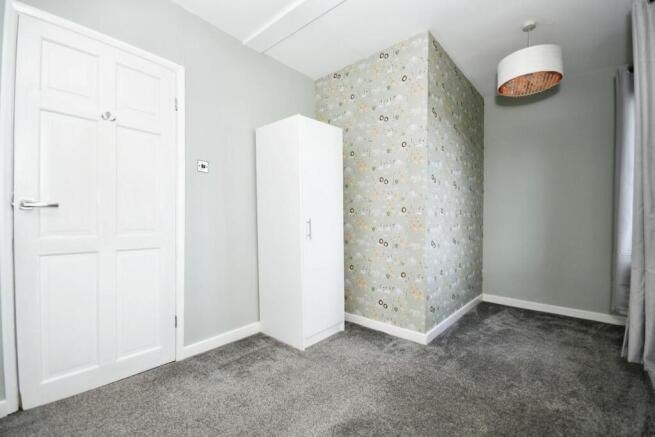 BEDROOM 2 02.jpg