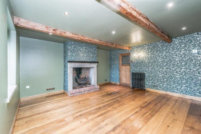 3 bed Terraced for sale Image 8