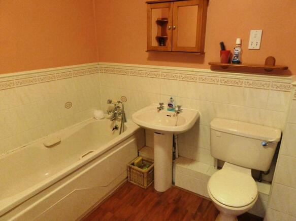 Photo 10