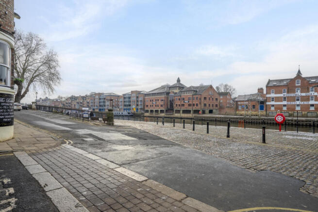 2 bed End of Terrace for sale Image 9