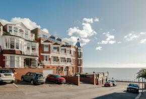 Flat 4, 17 19, Palmeira Avenue, Westcliff-on-sea SS0 7RP