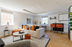 Flat 3, 102 Florence House, Nightingale Road, Guildford GU1 1EP
