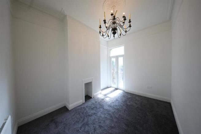 4 bed Semi-Detached for sale Image 9
