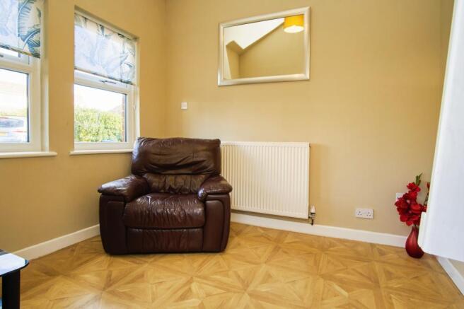 Lounge 2