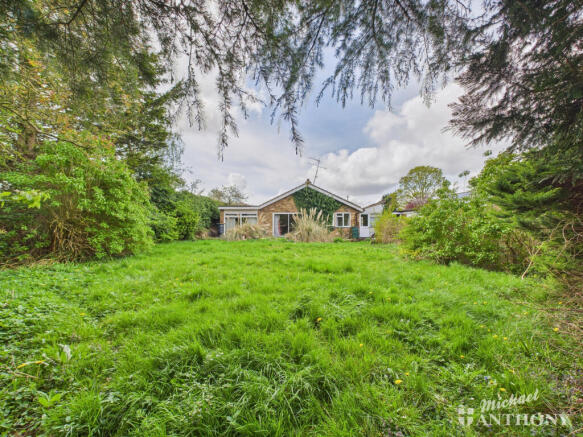 CAM03852G0-PR0255-STILL016